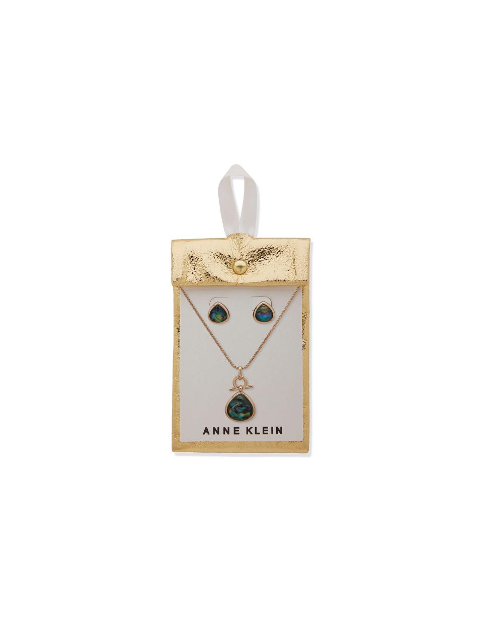 Anne Klein Tear Drop Pendant Necklace and Earring Set in Pouch Earrings Gold / Green | SGNZX55264