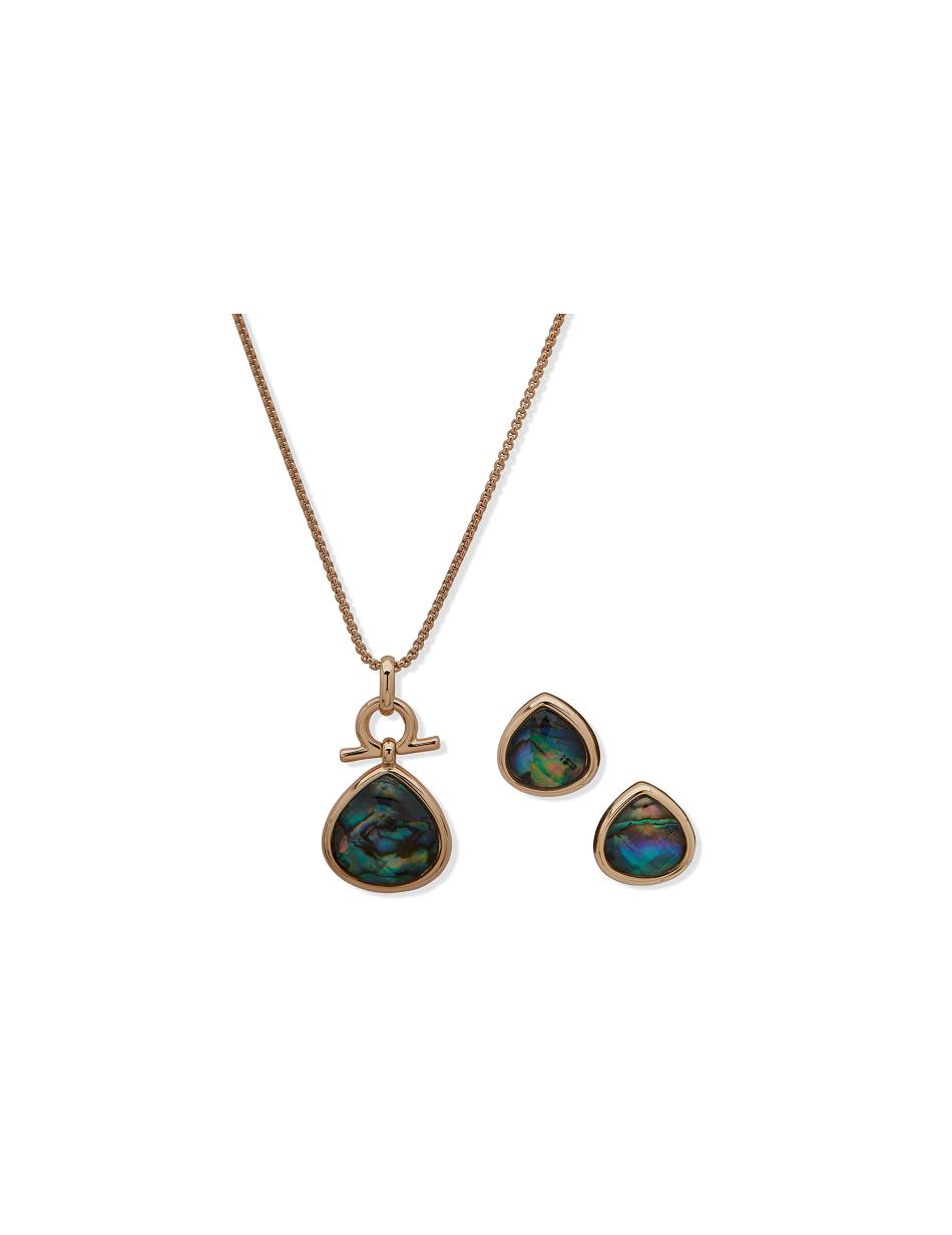 Anne Klein Tear Drop Pendant Necklace and Earring Set in Pouch Earrings Gold / Green | SGNZX55264